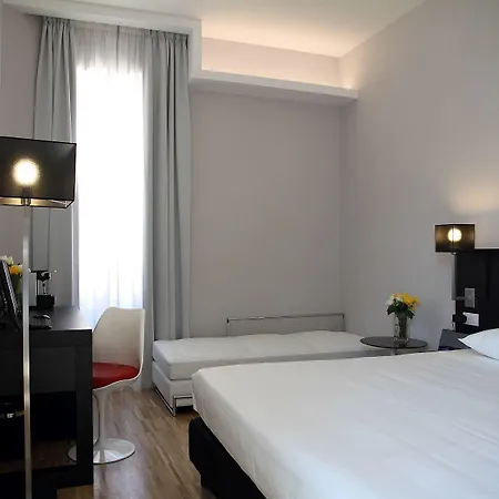 At Townhouse - Filiberto 4* Rzym