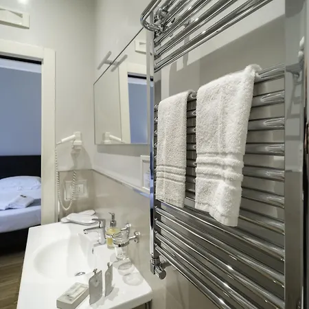 At Townhouse - Filiberto