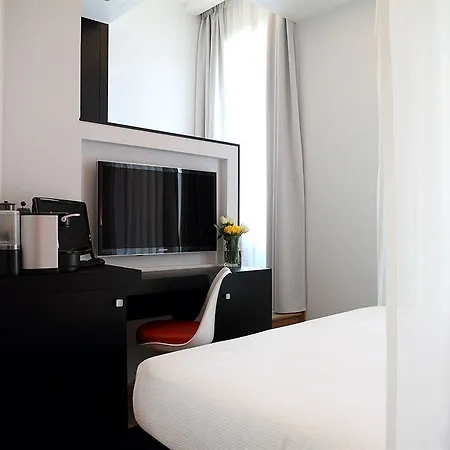 At Townhouse - Filiberto 3* Rome
