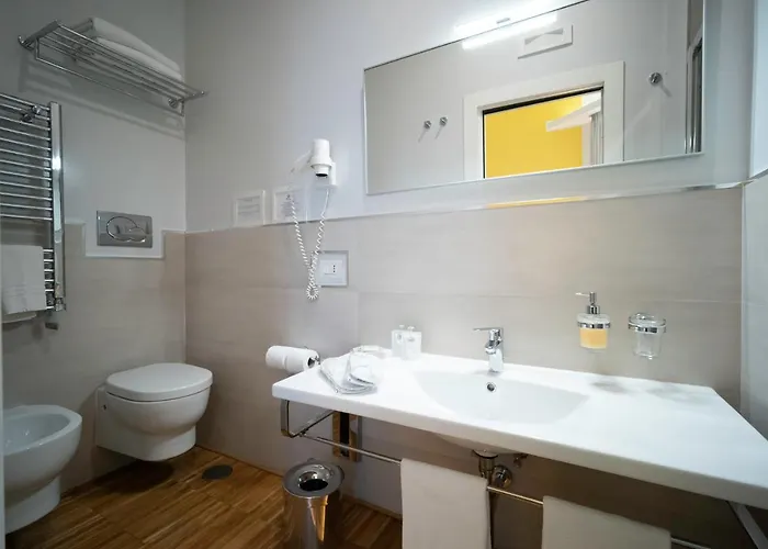 At Townhouse - Filiberto